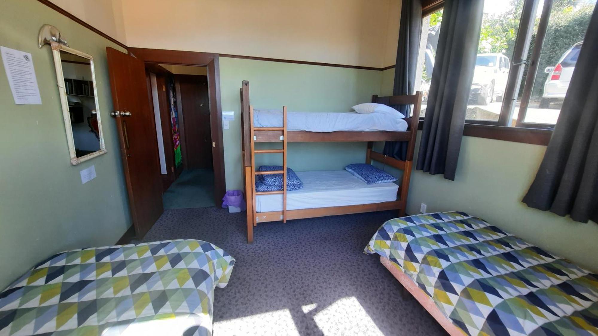 Hostel Manor House Backpackers Dunedin Exterior foto